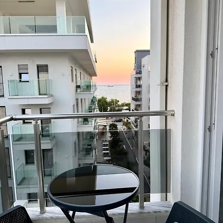 Sea View Nest Apartment *