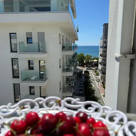 Apartment Sea View Nest